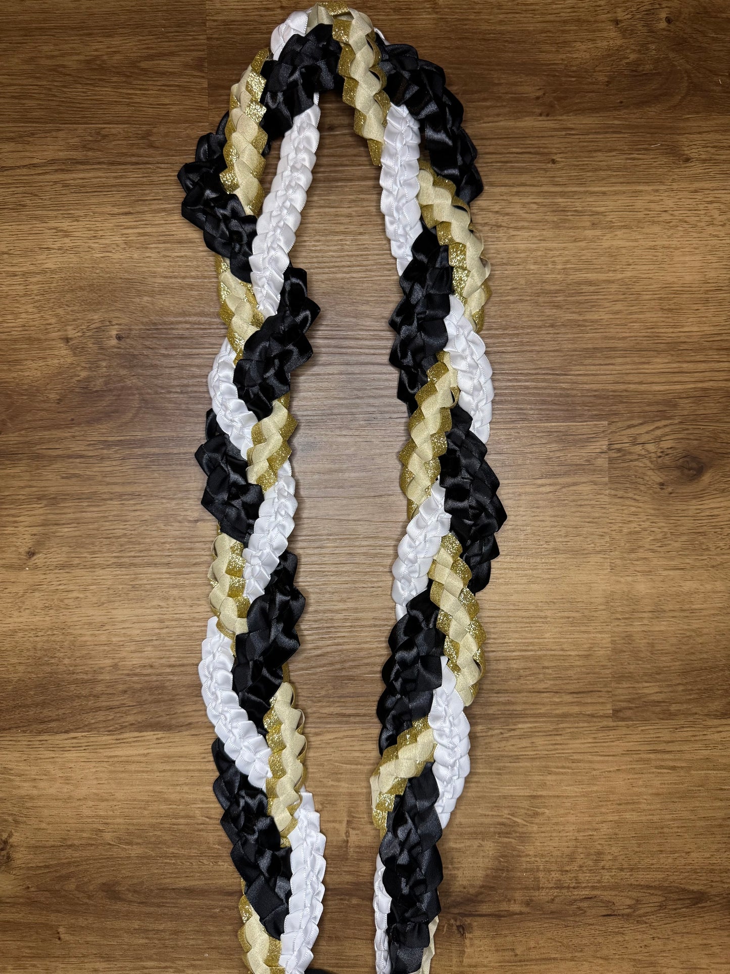 Graduation Lei : Prestige