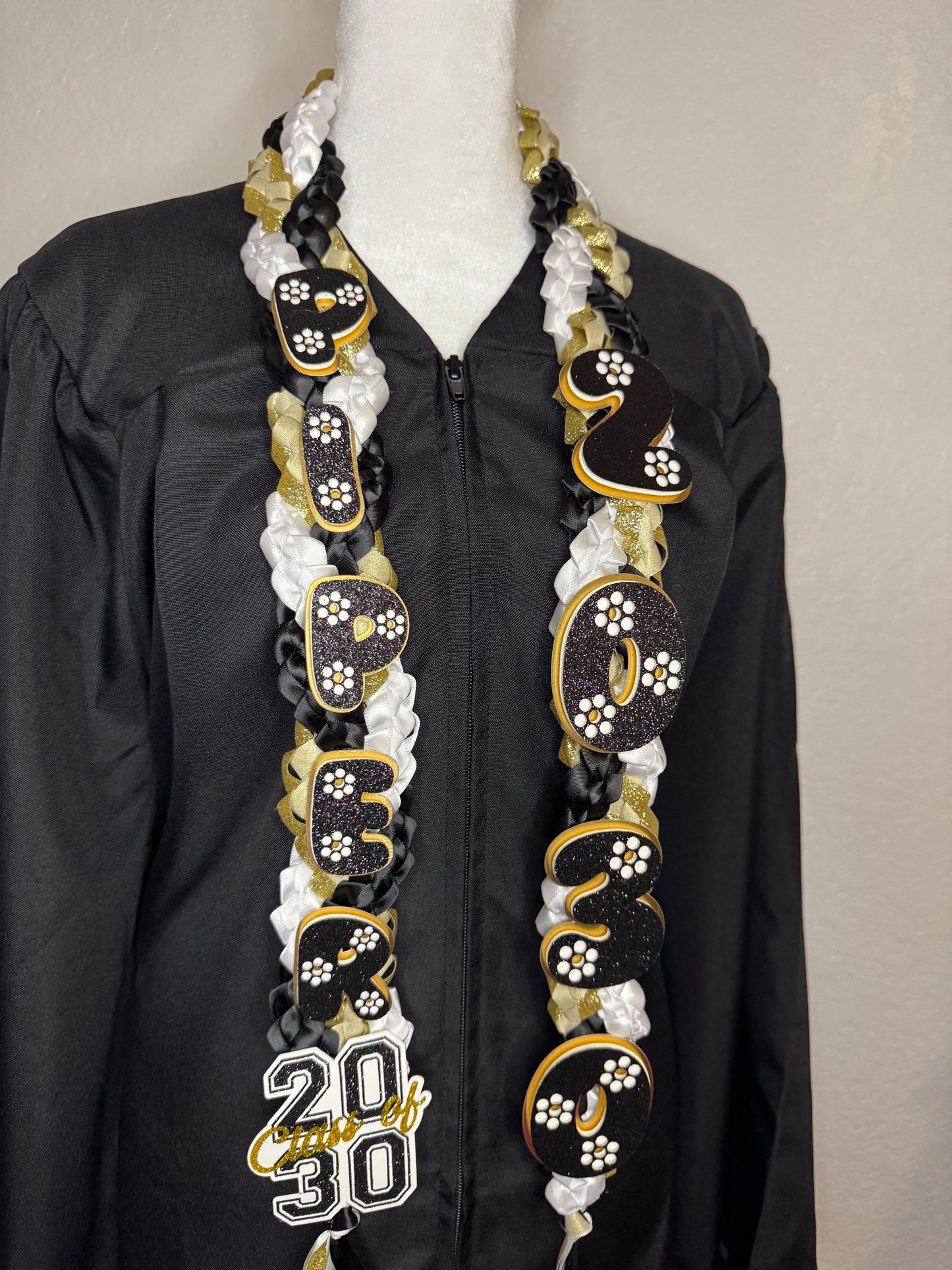 Graduation Lei : Prestige plus Class of... Cutout